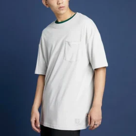 Camiseta Renew de cuello redondo oversize con bolsillo, tallas asiáticas «Beige»