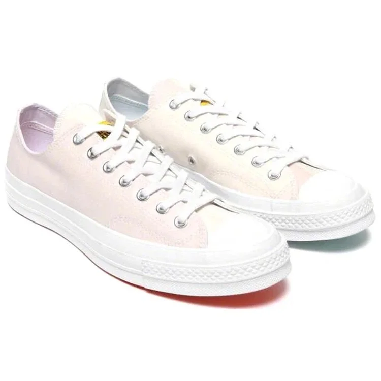 Chinatown Market x Chuck 70 Ox «UV» Chinatown Market x Chuck 70 Ox «UV»
