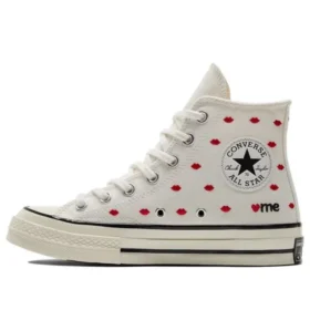 Chuck 70 Embroidered Lips High «Love Me – Vintage White»
