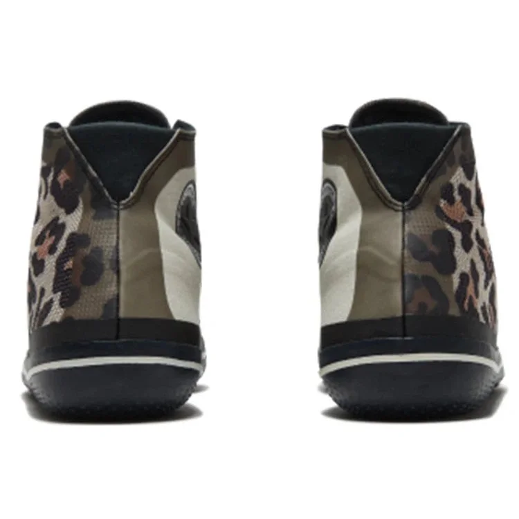 Chuck Taylor All Star Pro BB «Leopard» Chuck Taylor All Star Pro BB «Leopard»
