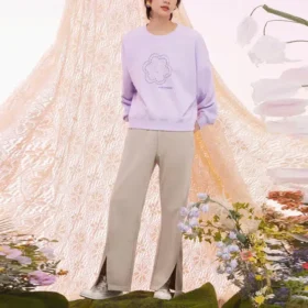 Jersey de cuello redondo con estampado floral Tallas asiáticas «Lilac»
