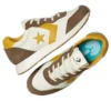 Omega Trainer «Egret Grounded Sunny Angle»