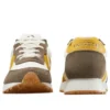 Omega Trainer «Egret Grounded Sunny Angle»