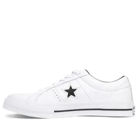 One Star de cuero perforado de caña baja «Blanco Negro»