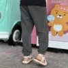 Pantalón de chándal holgado con parche de las zapatillas Chuck Taylor Go-To, tallas asiáticas «Grey»